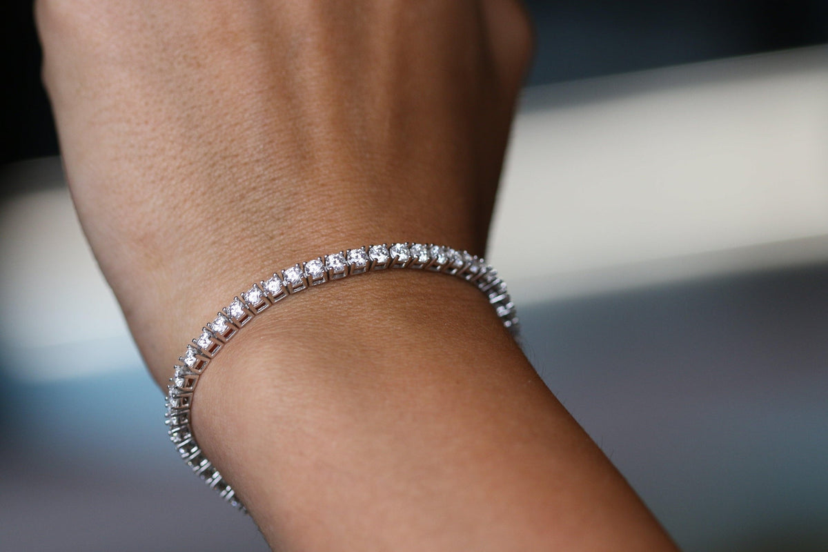 Diamond Bracelet Round Cut - Moissanite Engagement Rings